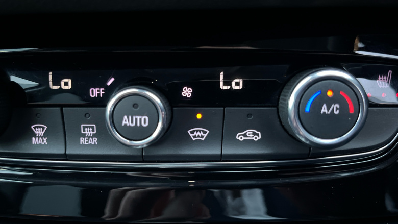 Vauxhall Grandland 1.2 Turbo Ultimate 5dr Auto Petrol Hatchback